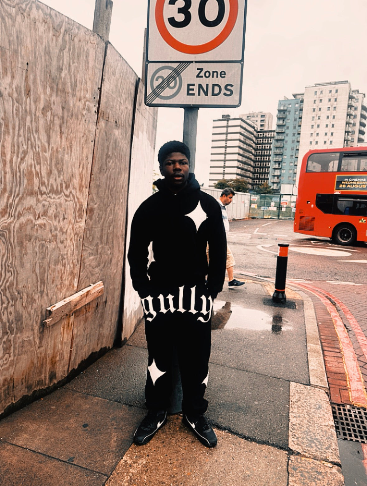 The GULLY Tracksuit V.1